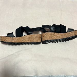 Sorel shoes size 7.5W